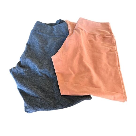 NWOT Offline Aerie Set of 2 Leggings - 1 gray & 1 Light Peach Flair Size Large - Picture 2 of 9